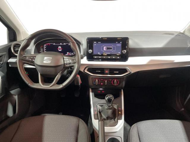 Seat Arona image 1