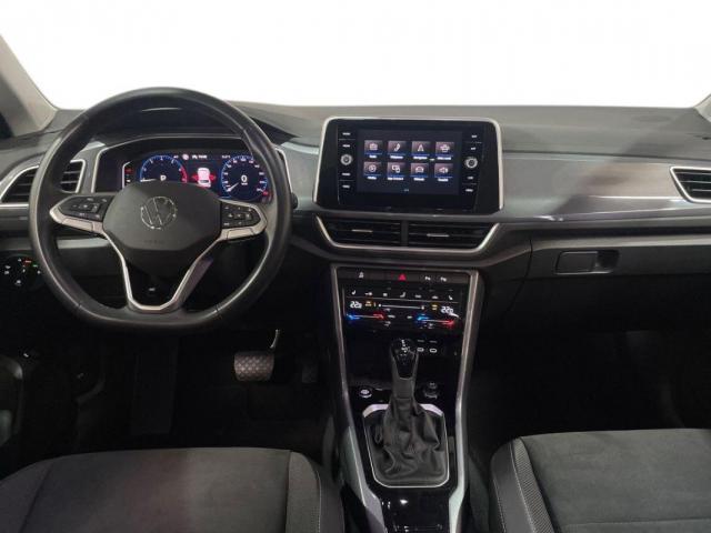 Volkswagen T-Roc image 2