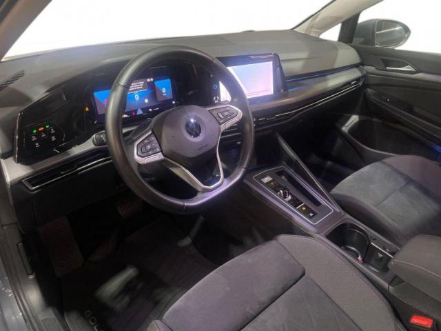 Volkswagen Golf image 9
