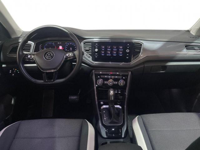 Volkswagen T-Roc image 9