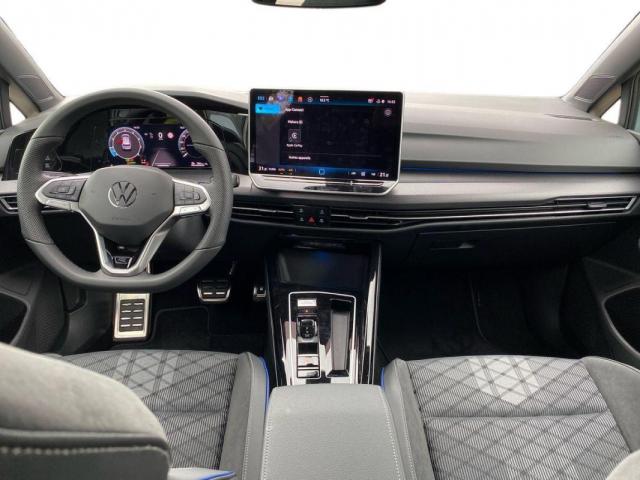Volkswagen Golf image 8