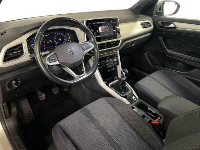 Volkswagen T-Roc image 4