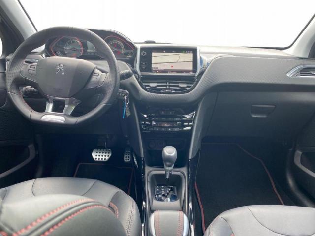 Peugeot 2008 image 4