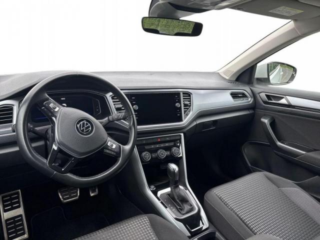 Volkswagen T-Roc image 9