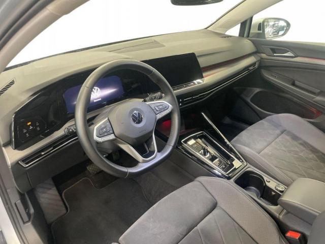 Volkswagen Golf image 8