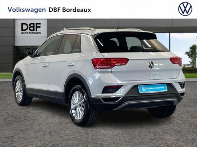 Volkswagen T-Roc image 9