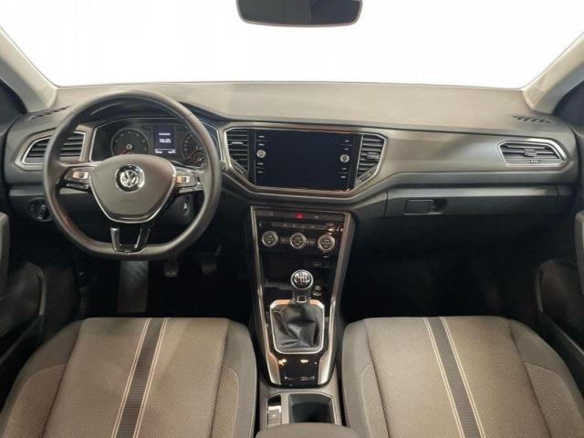 Volkswagen T-Roc image 5