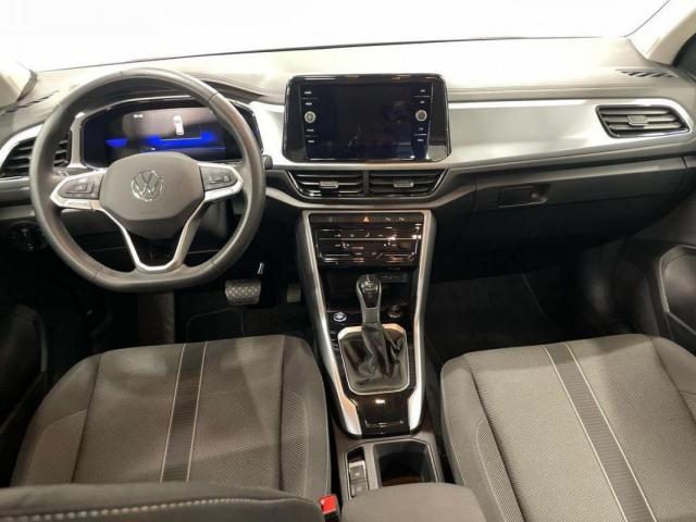 Volkswagen T-Roc image 6