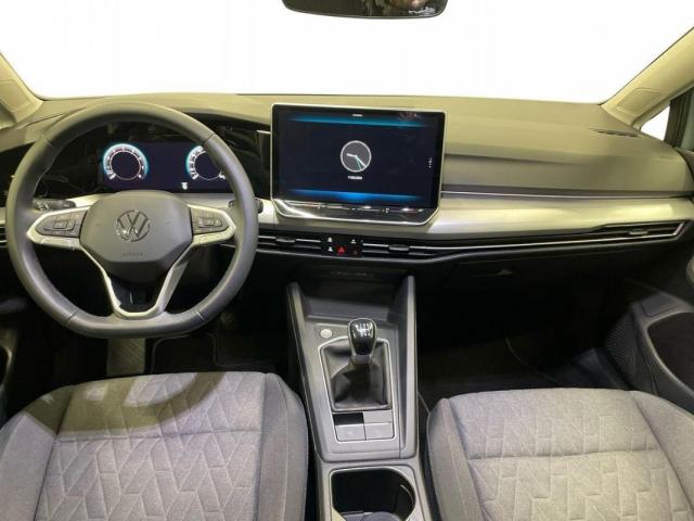 Volkswagen Golf image 7