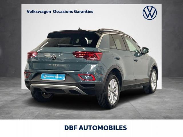Volkswagen T-Roc image 9