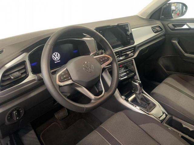Volkswagen T-Roc image 6
