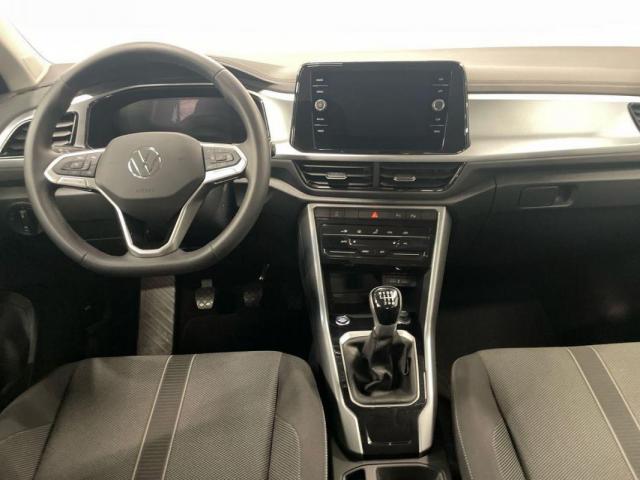 Volkswagen T-Roc image 3