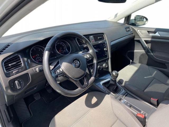 Volkswagen Golf image 5