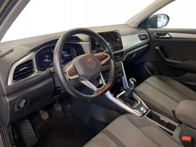 Volkswagen T-Roc image 7