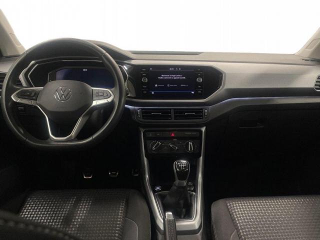 Volkswagen T-Cross image 9