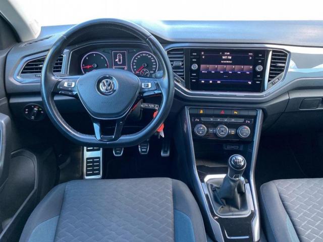 Volkswagen T-Roc image 2