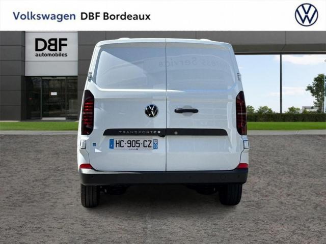 Volkswagen Transporter image 2