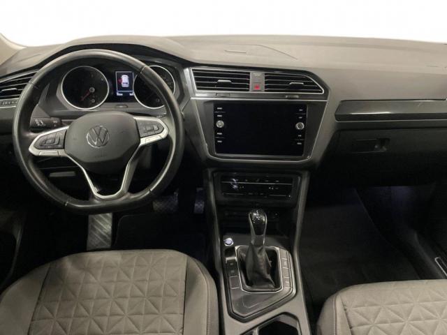 Volkswagen Tiguan image 8