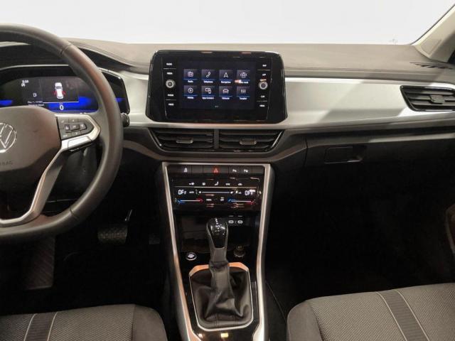 Volkswagen T-Roc image 6