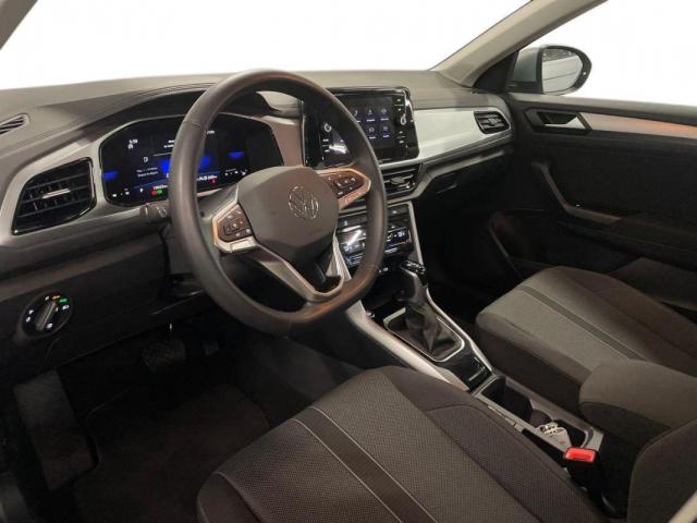 Volkswagen T-Roc image 5