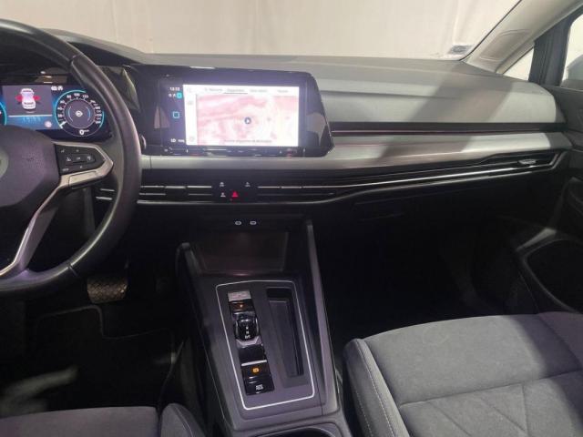 Volkswagen Golf image 4