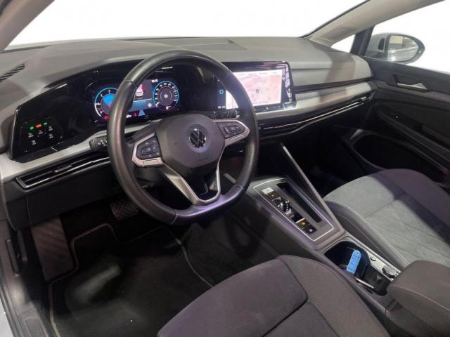 Volkswagen Golf image 8