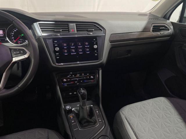 Volkswagen Tiguan image 9