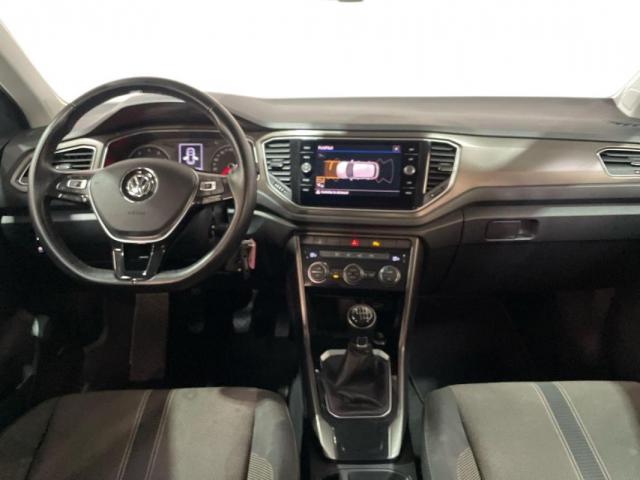 Volkswagen T-Roc image 6