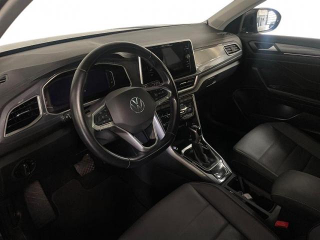 Volkswagen T-Roc image 7