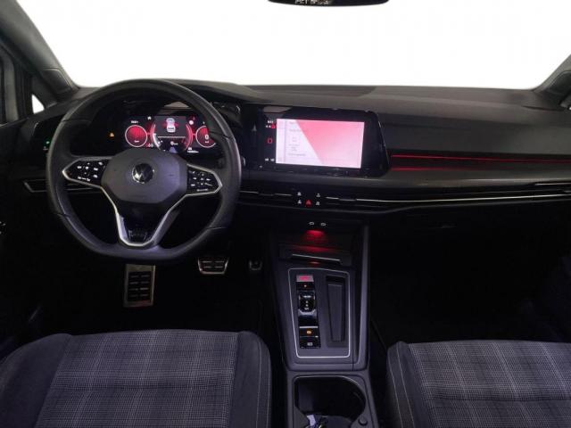 Volkswagen Golf image 8