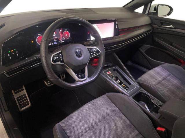 Volkswagen Golf image 2