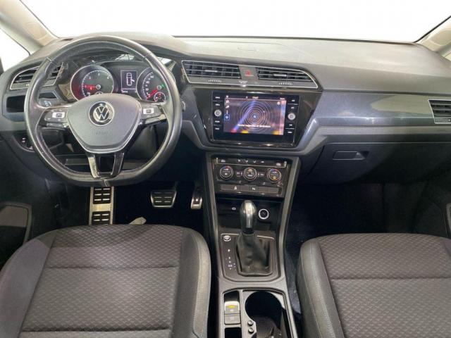 Volkswagen Touran image 9