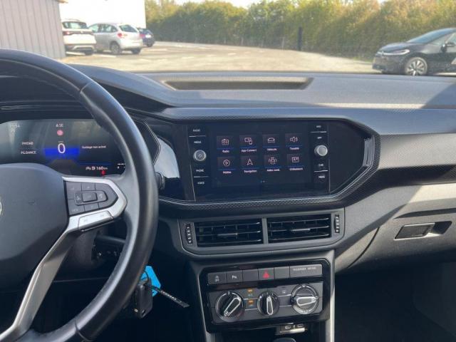 Volkswagen T-Cross image 1