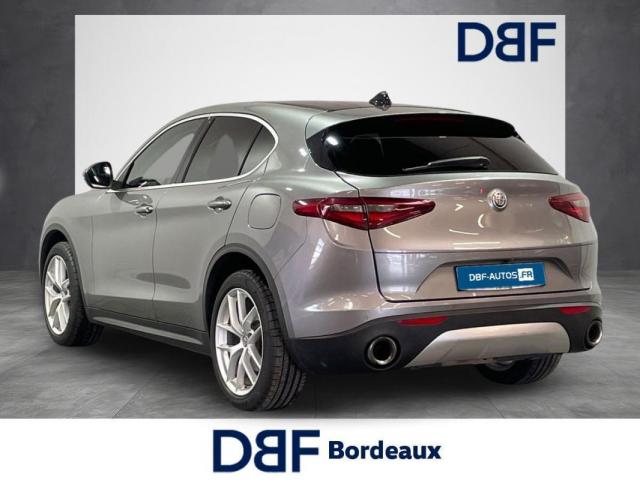 Alfa Romeo Stelvio image 1