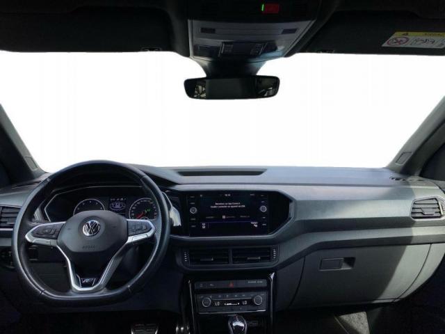 Volkswagen T-Cross image 2