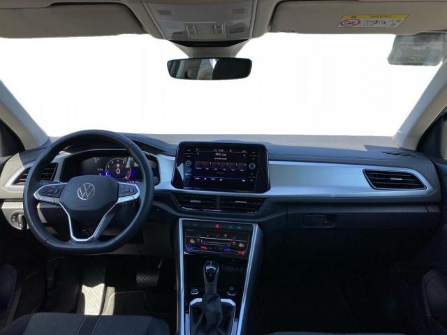 Volkswagen T-Roc image 2