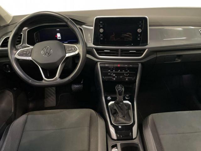Volkswagen T-Roc image 6