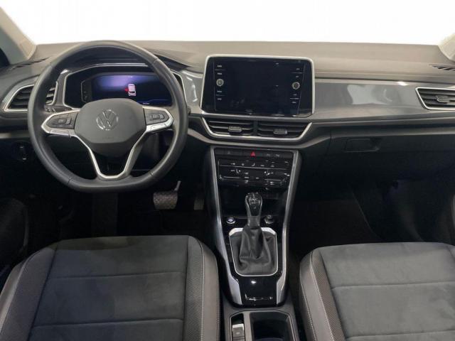 Volkswagen T-Roc image 7