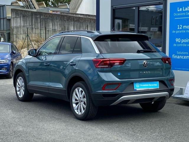 Volkswagen T-Roc image 2