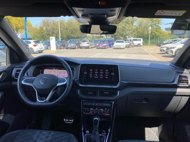 Volkswagen T-Cross image 2