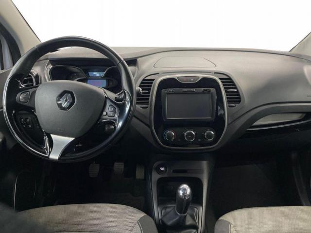 Renault Captur image 2