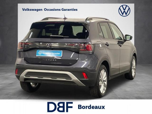 Volkswagen T-Cross image 2