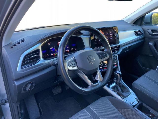 Volkswagen T-Roc image 8