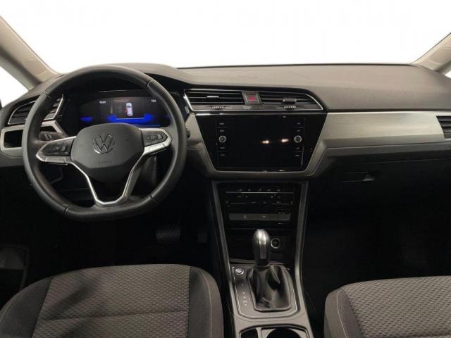 Volkswagen Touran image 8