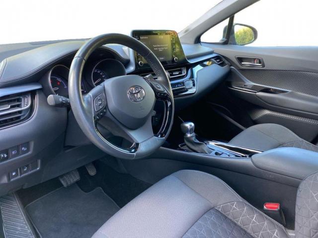 Toyota C-Hr image 8
