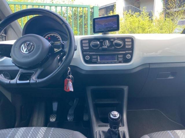 Volkswagen Up! image 7