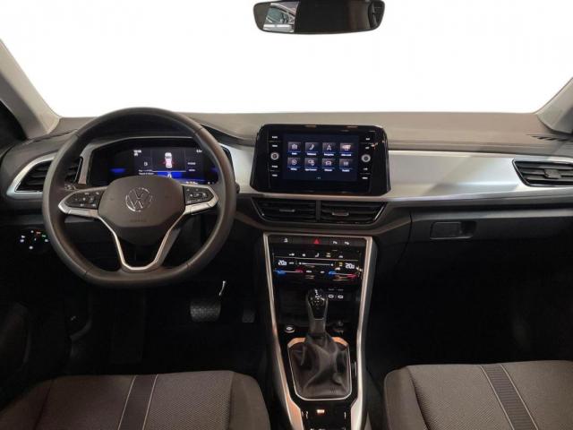 Volkswagen T-Roc image 8