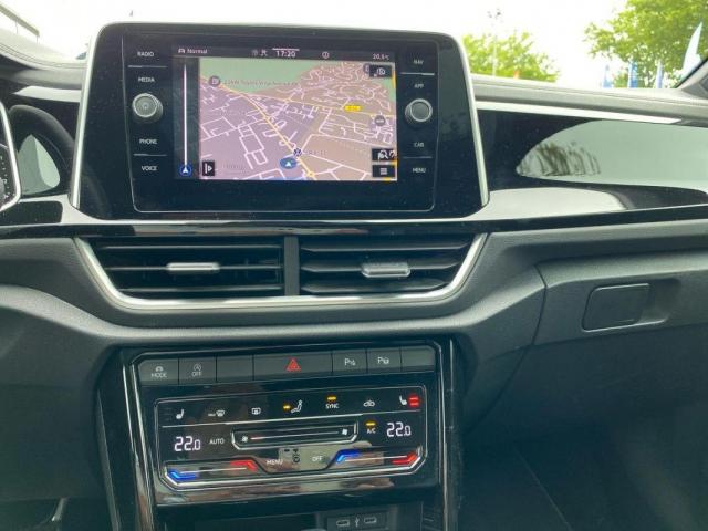 Volkswagen T-Roc image 9