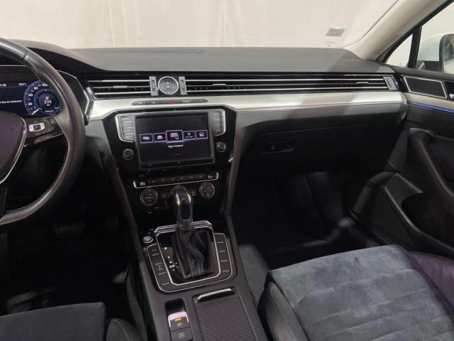 Volkswagen Passat Sw image 7