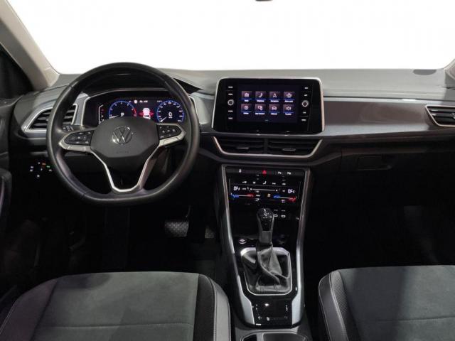 Volkswagen T-Roc image 2